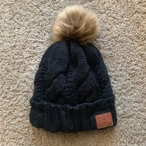 Pom Pom beanie